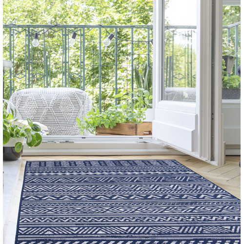 Union Rustic Janiya Navy Blue/Off White Indoor/Outdoor Rug & Reviews